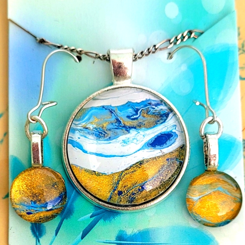 SOLD Beachy colored pendent, chain, and matching earrings.